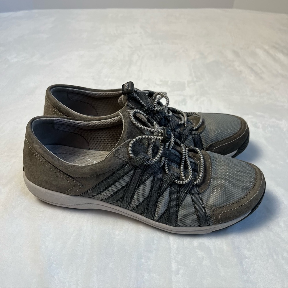 Dansko Honor Suede Women's sneaker size 40